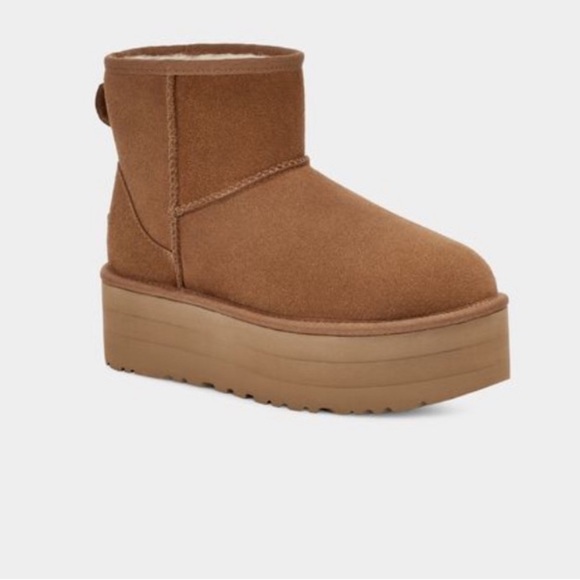 UGG Classic Mini Platform - Picture 1 of 11